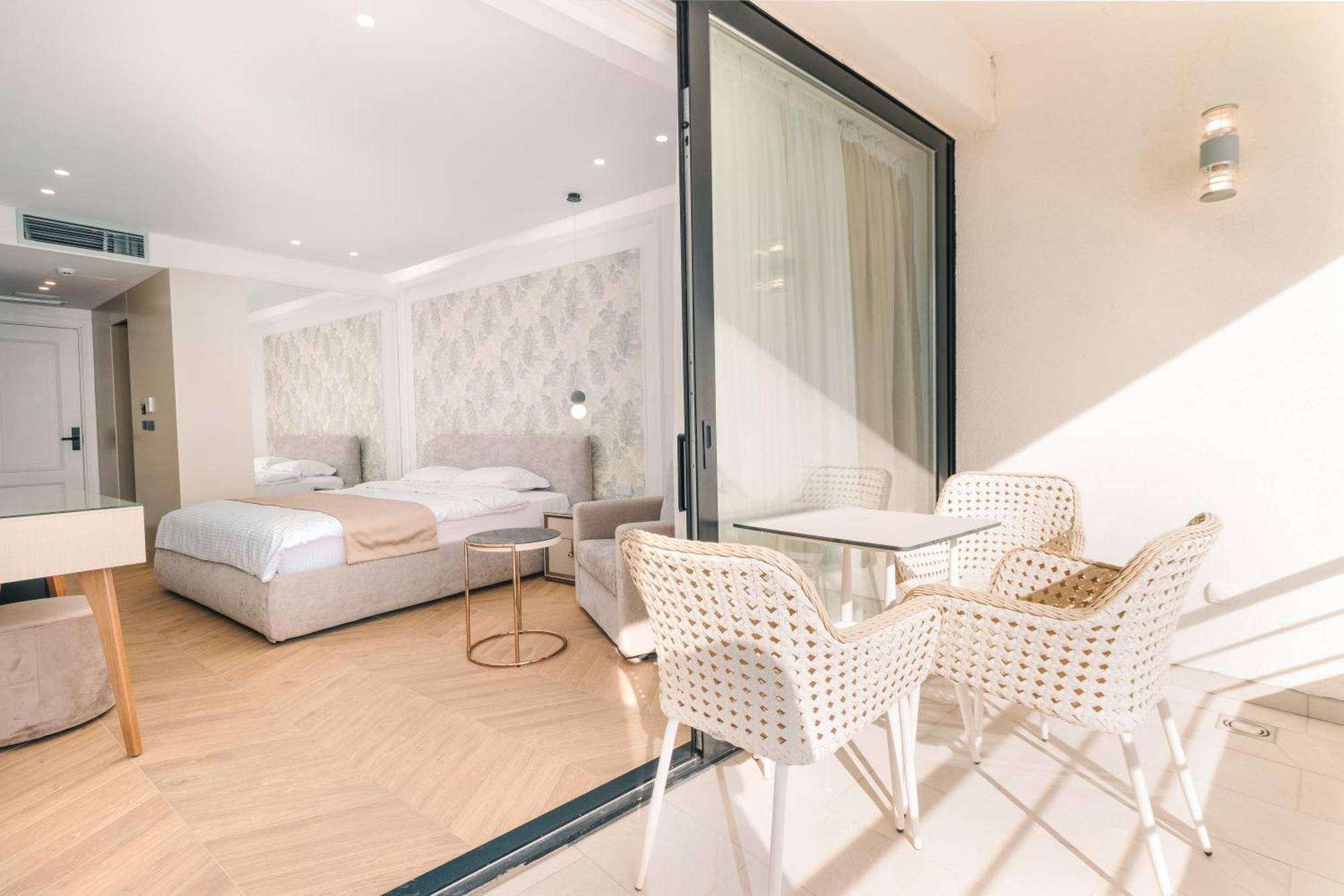 Hotel Miramar Ulcinj Esterno foto