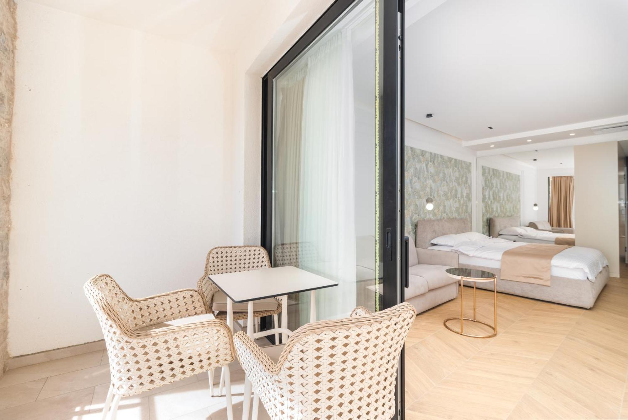 Hotel Miramar Ulcinj Esterno foto
